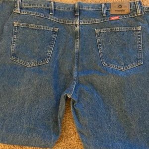 Wrangler Regular Fit